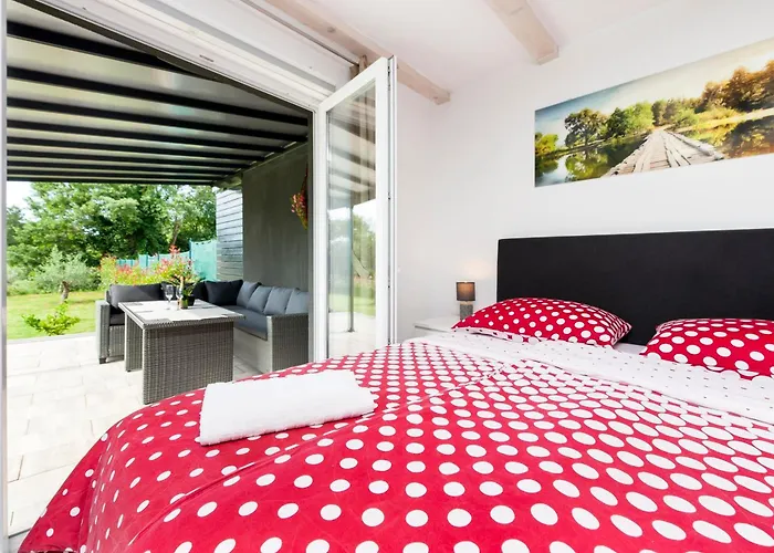 Holiday House Sandi